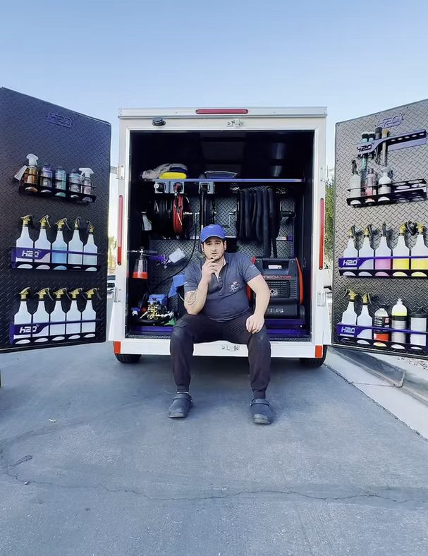 Owner & the Royal mobile rig